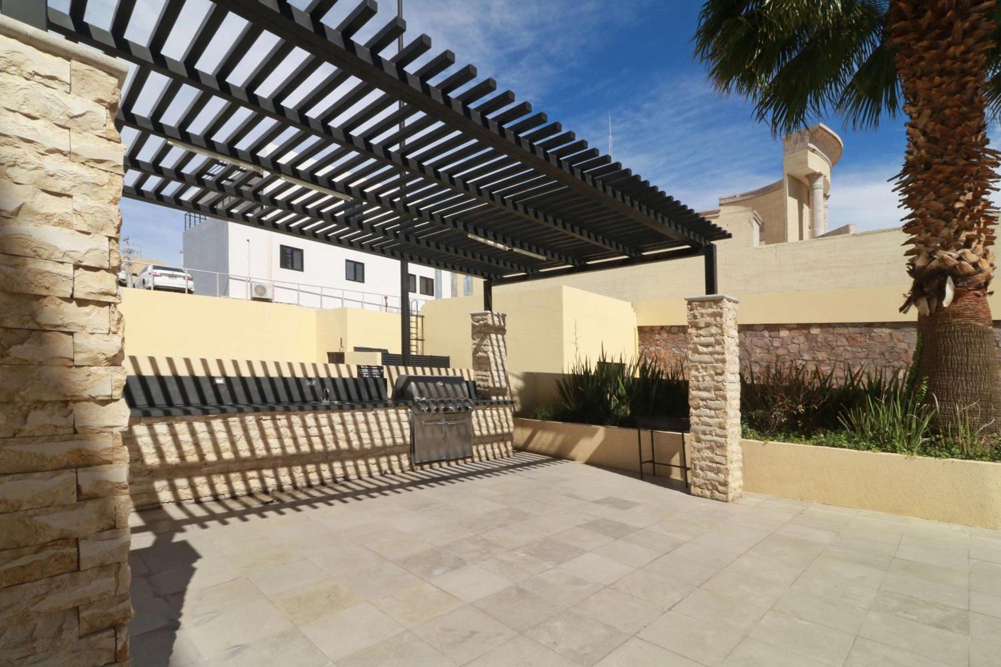 Hotel Hampton By Hilton Chihuahua Exterior foto
