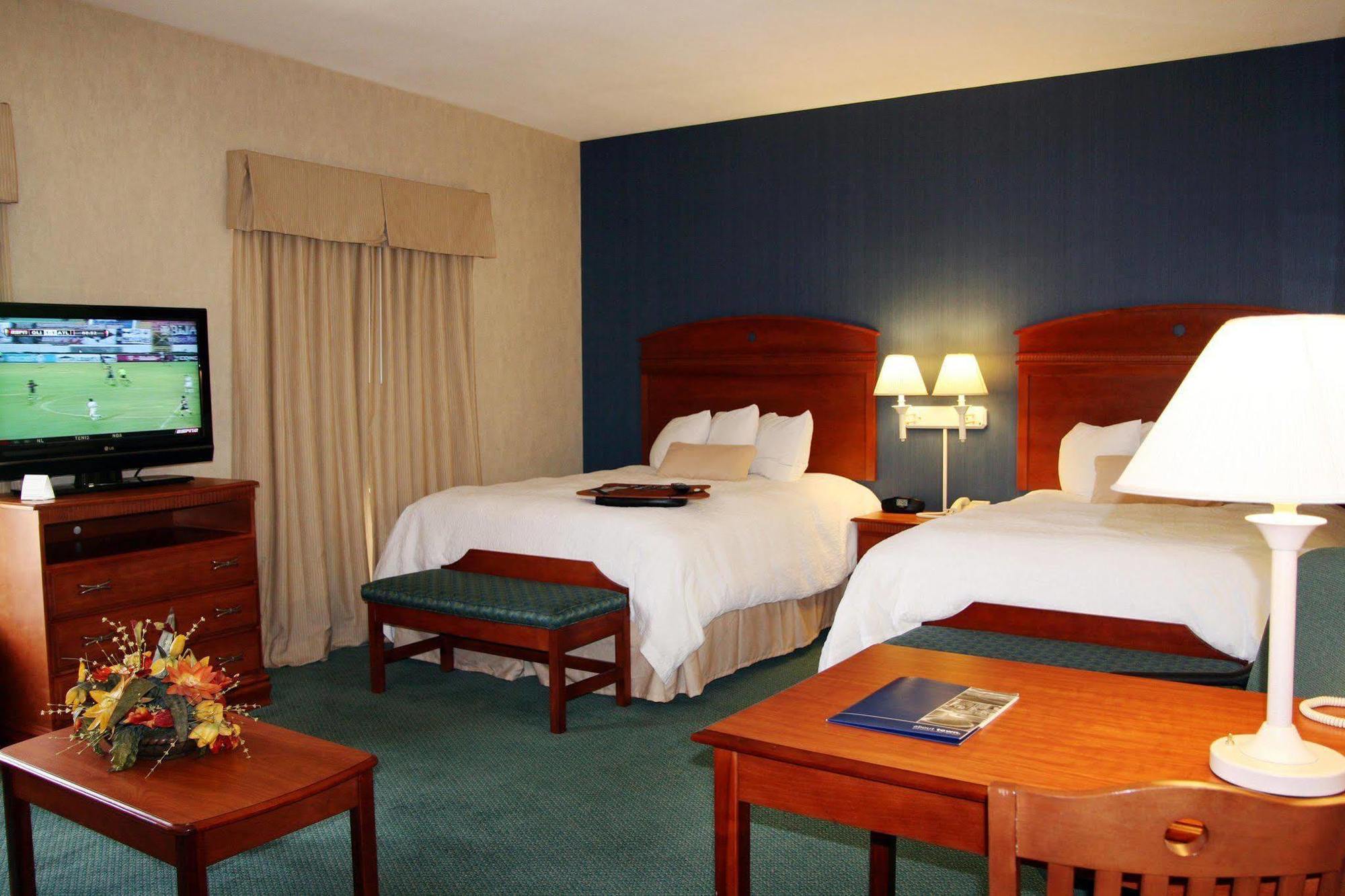 Hotel Hampton By Hilton Chihuahua Habitación foto